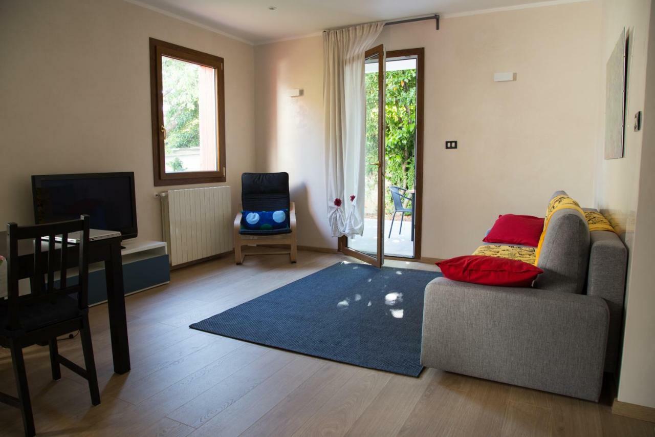 Appartamento Con Giardino Le Querce Sistiana Exteriör bild